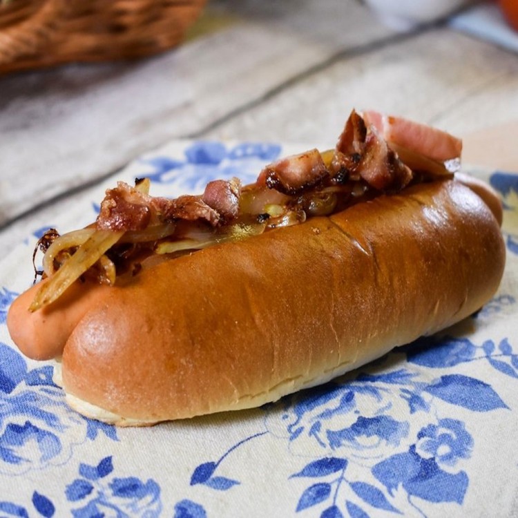 Bigger Buns 7" Brioche Hot Dog Rolls (2 pcs)