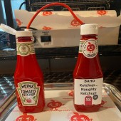 #BAHD Ketchup A Hilarious Prank Heinz Ketchup Bottle in Support of a Serious Cause: Food Banks </span>